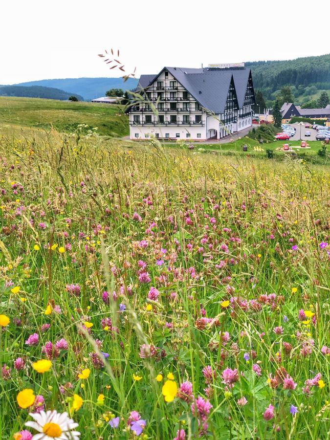 Alpina Lodge Hotel Oberwiesenthal Exterior photo